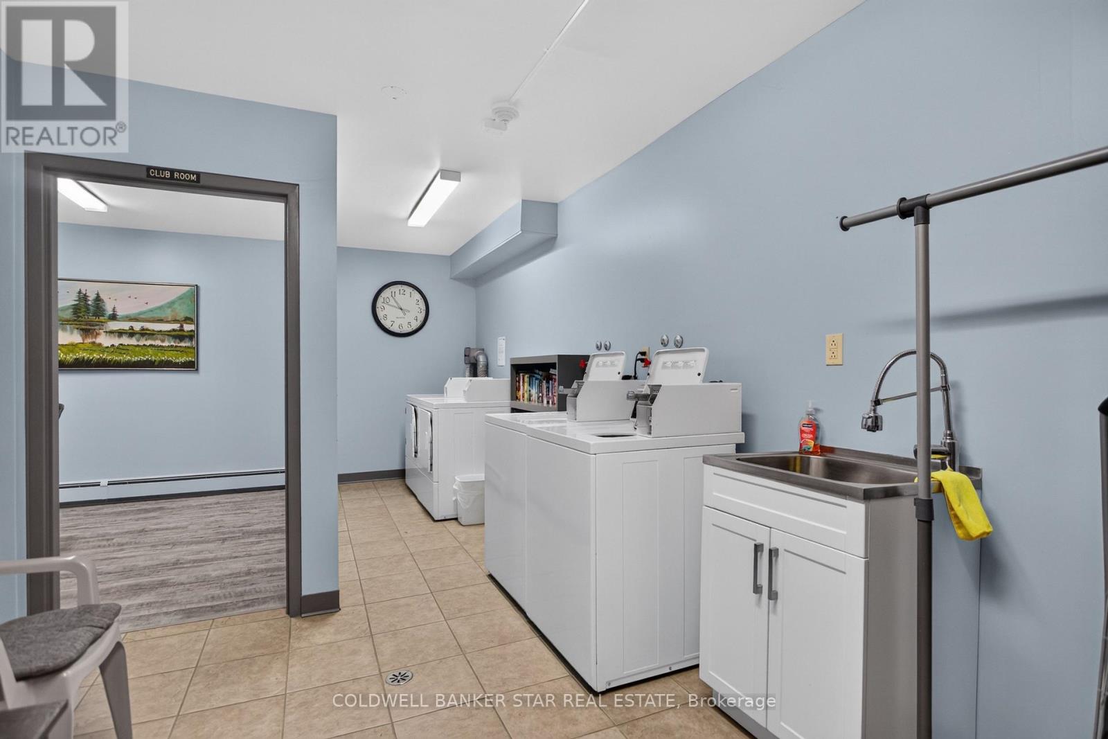 #106 91 SPRUCE STREET W - 27