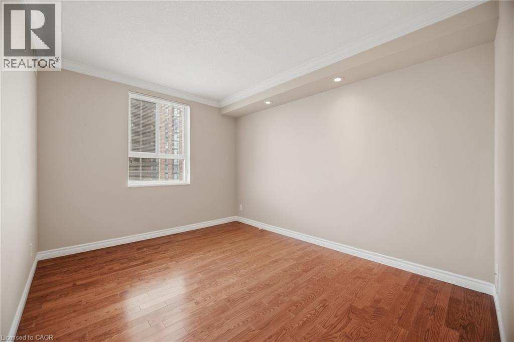 #1104 5280 LAKESHORE Road - 25