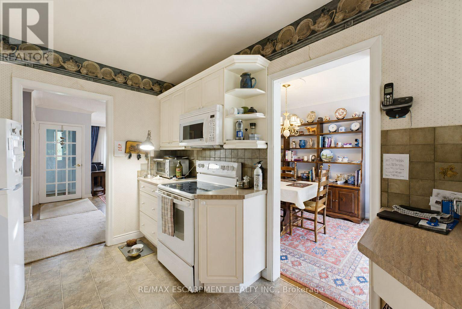 320 RIVER SIDE DRIVE - Image 17
