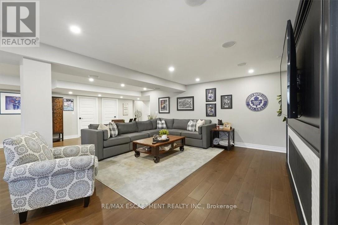 242 JULIA DRIVE - 34