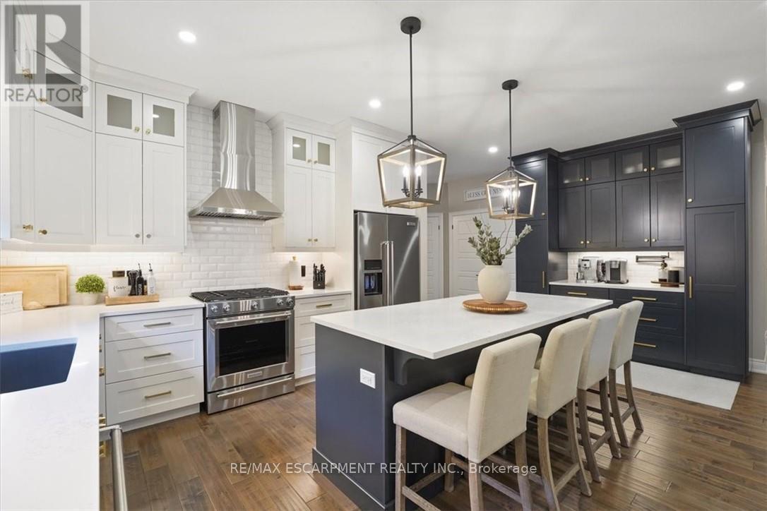 242 JULIA DRIVE - 15