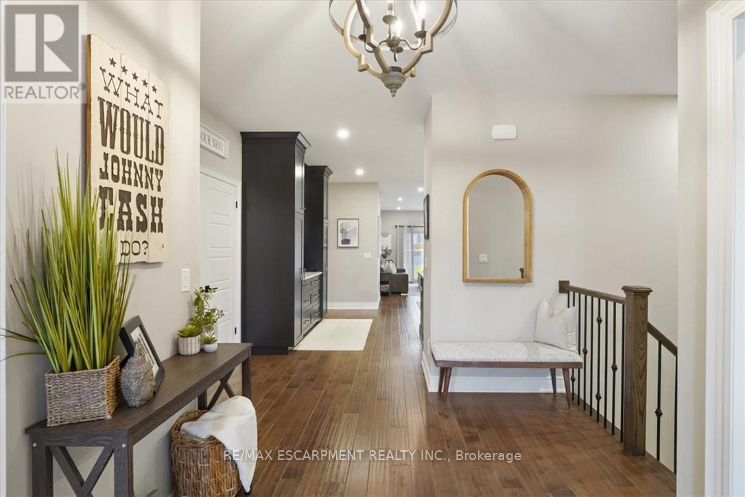 242 JULIA DRIVE - 7