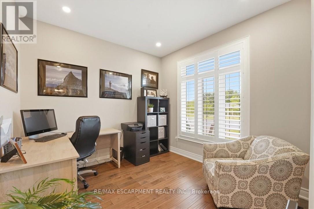 242 JULIA DRIVE - 8