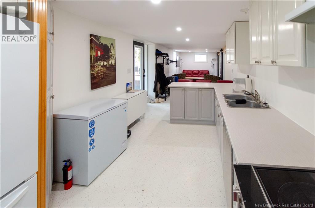 55 Randall Drive - 38