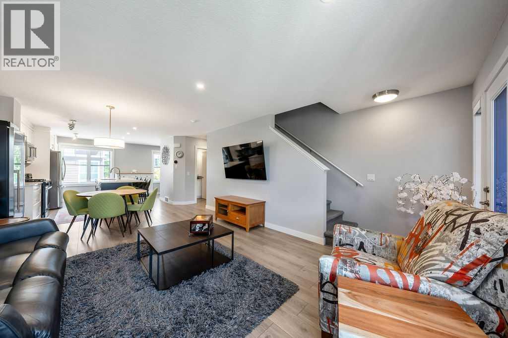 869 Cranston Avenue SE - 16