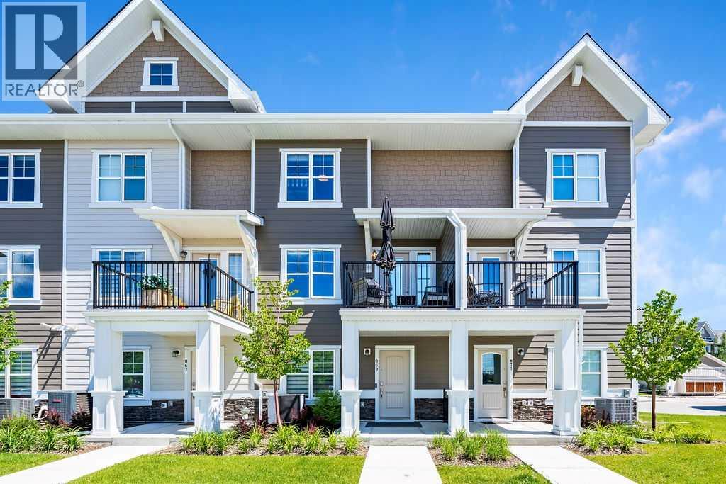 869 Cranston Avenue SE - 1