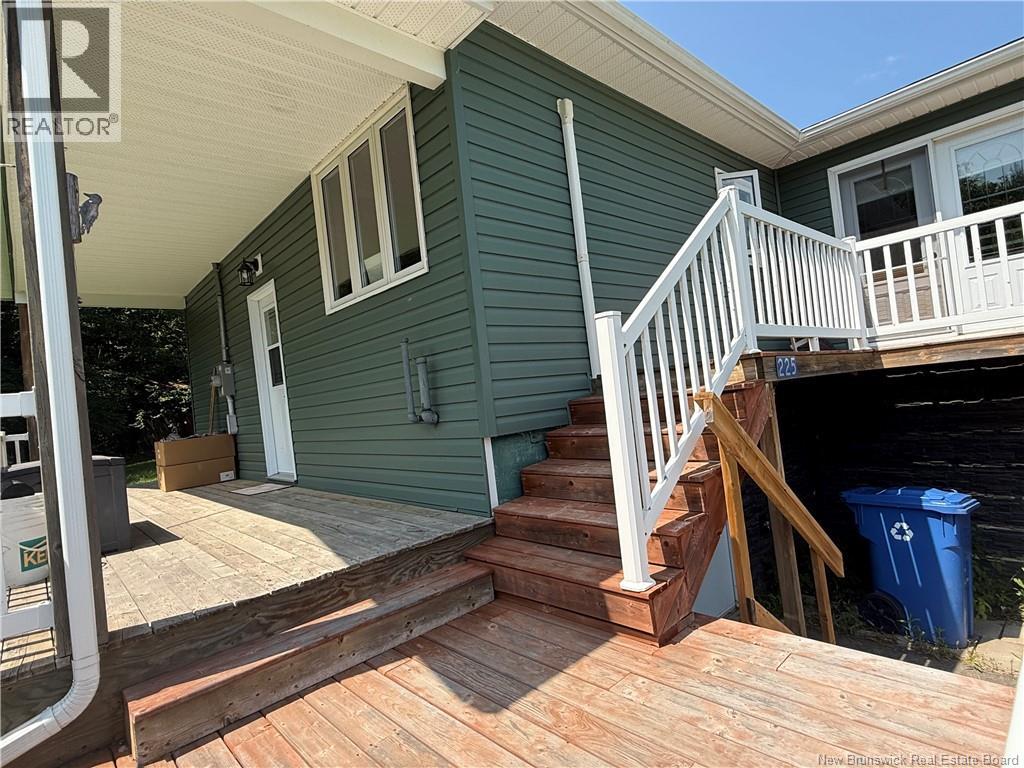 225 Sisson Ridge Road - Image 3