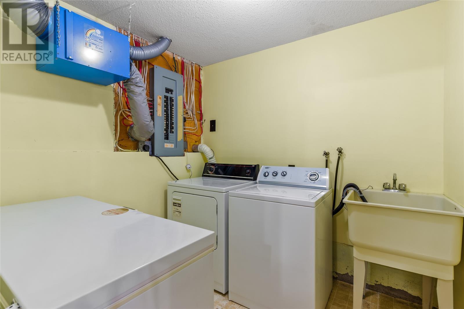 40 Dillon Crescent - 15