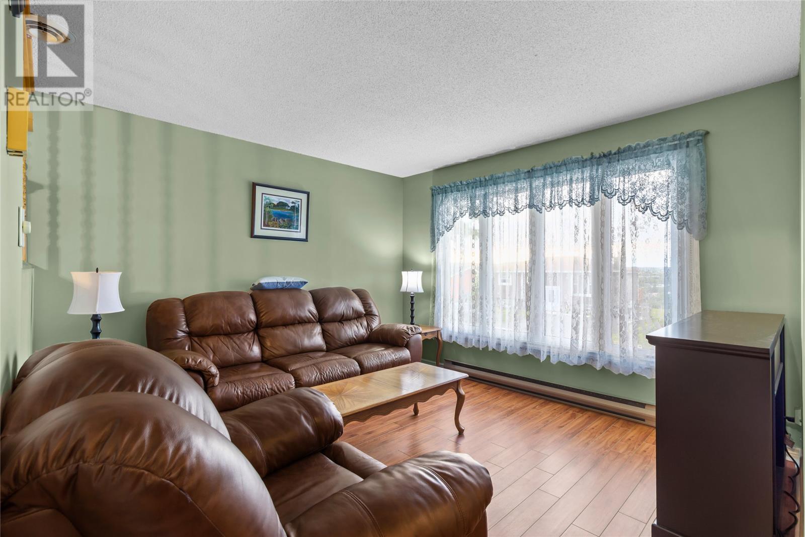 40 Dillon Crescent - 5
