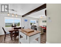 4B Farm Road thumbnail 14