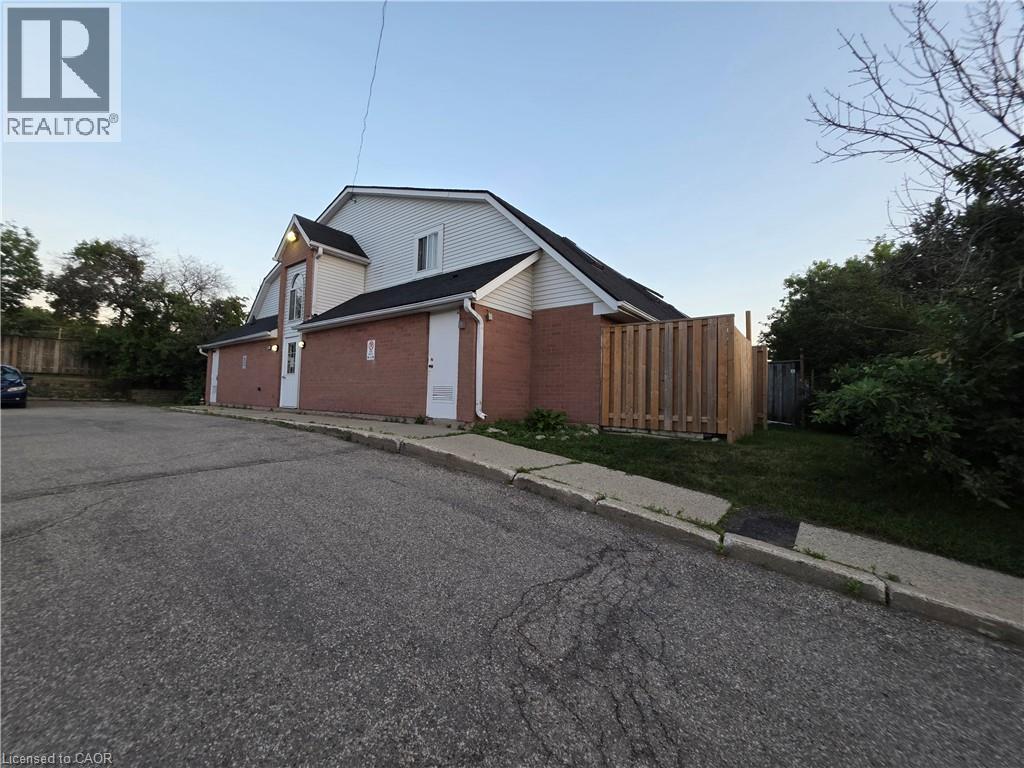 #11 41 VALLEYVIEW Road - 26