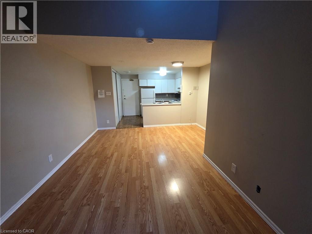 #11 41 VALLEYVIEW Road - 11
