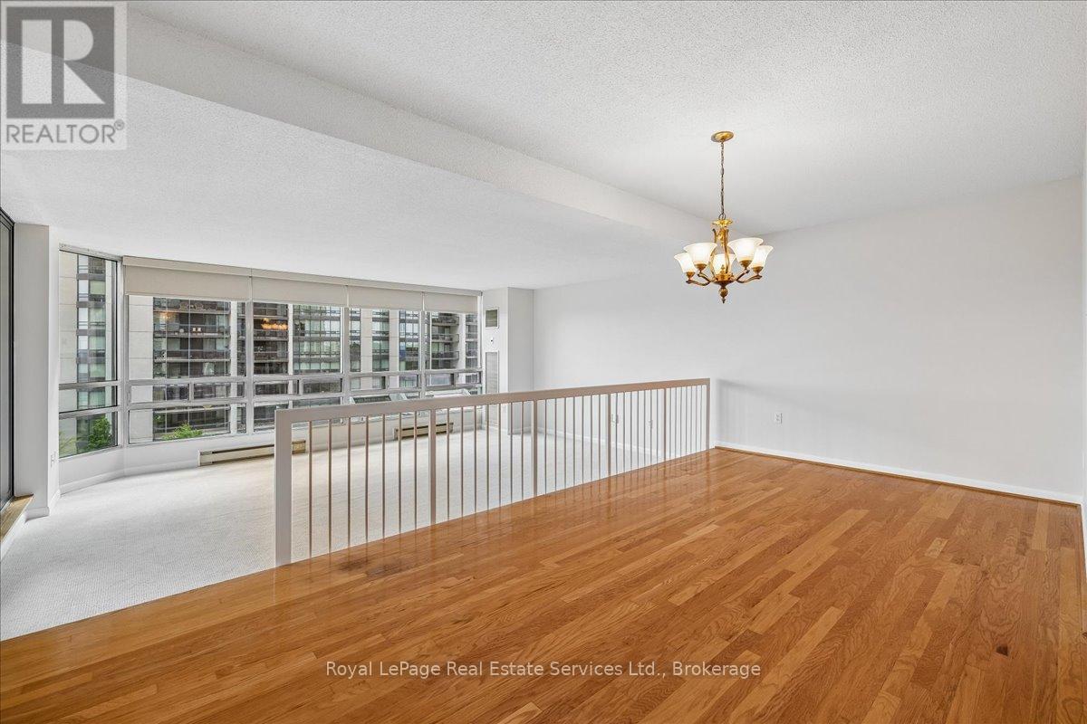 #506 2170 MARINE DRIVE - Image 12