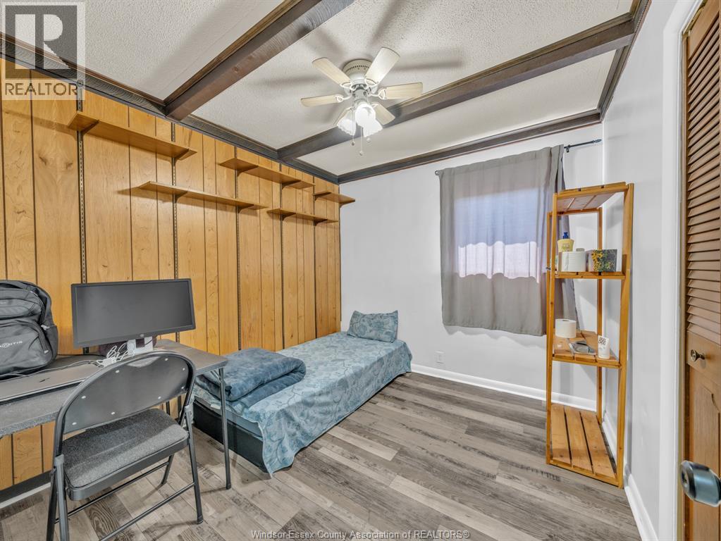 3551 DOMINION BOULEVARD - 13