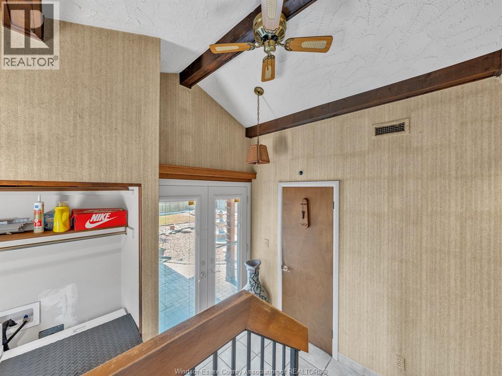 3551 DOMINION BOULEVARD - 17