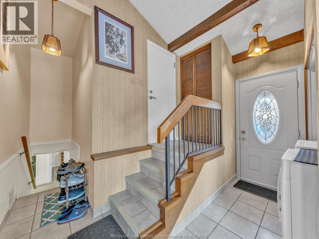 3551 DOMINION BOULEVARD - 18