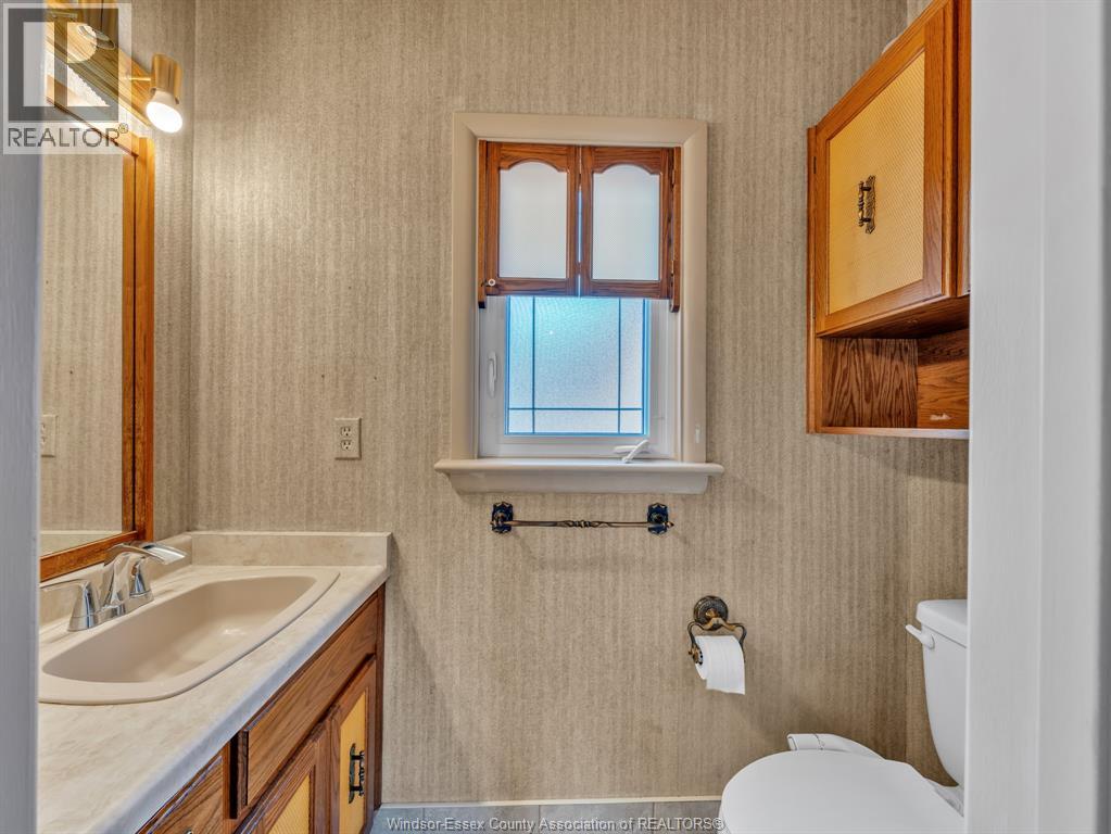3551 DOMINION BOULEVARD - 20