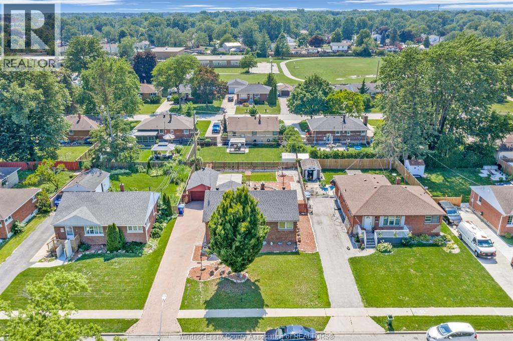 3551 DOMINION BOULEVARD - 23