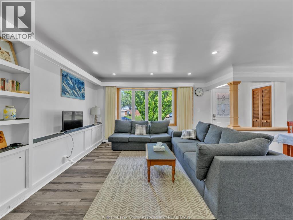 3551 DOMINION BOULEVARD - 7