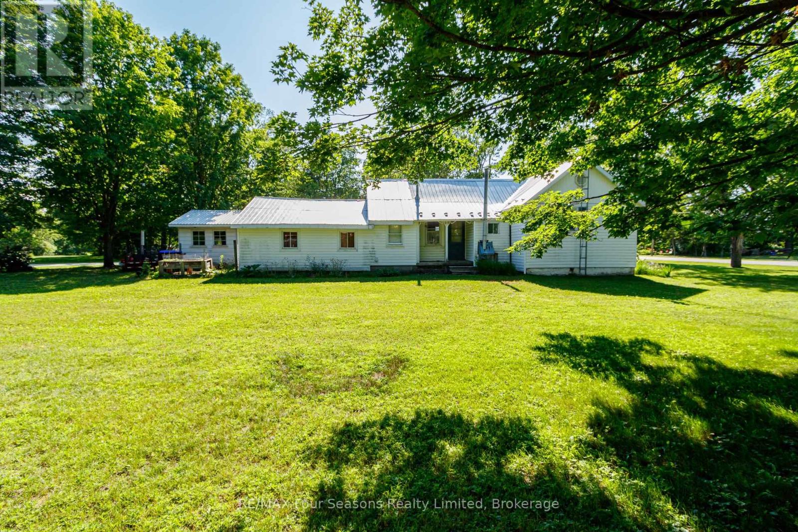 201 SUNNIDALE STREET - 29