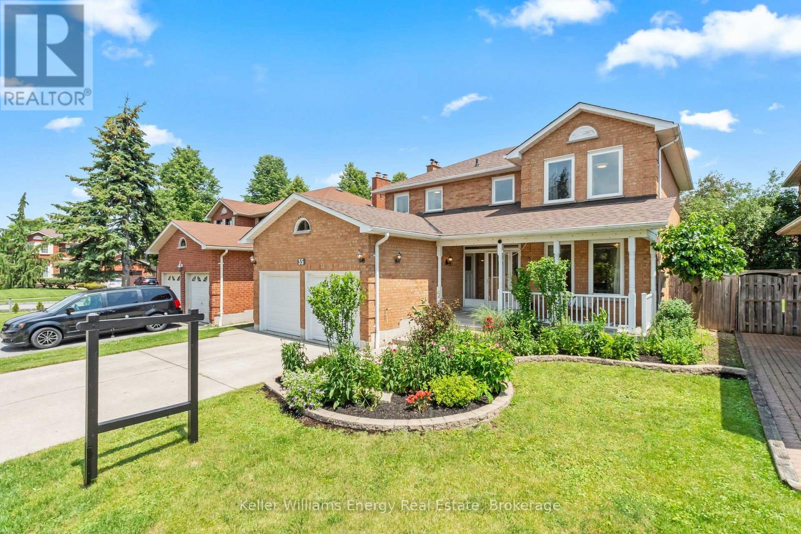35 WILLIAM STEPHENSON DRIVE - 2
