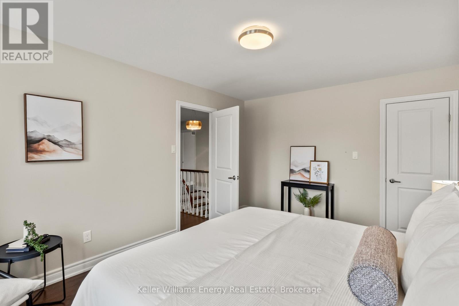 35 WILLIAM STEPHENSON DRIVE - 28