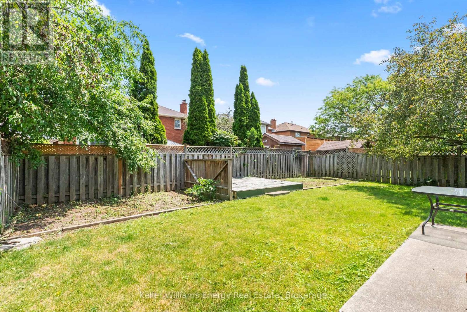 35 WILLIAM STEPHENSON DRIVE - 40