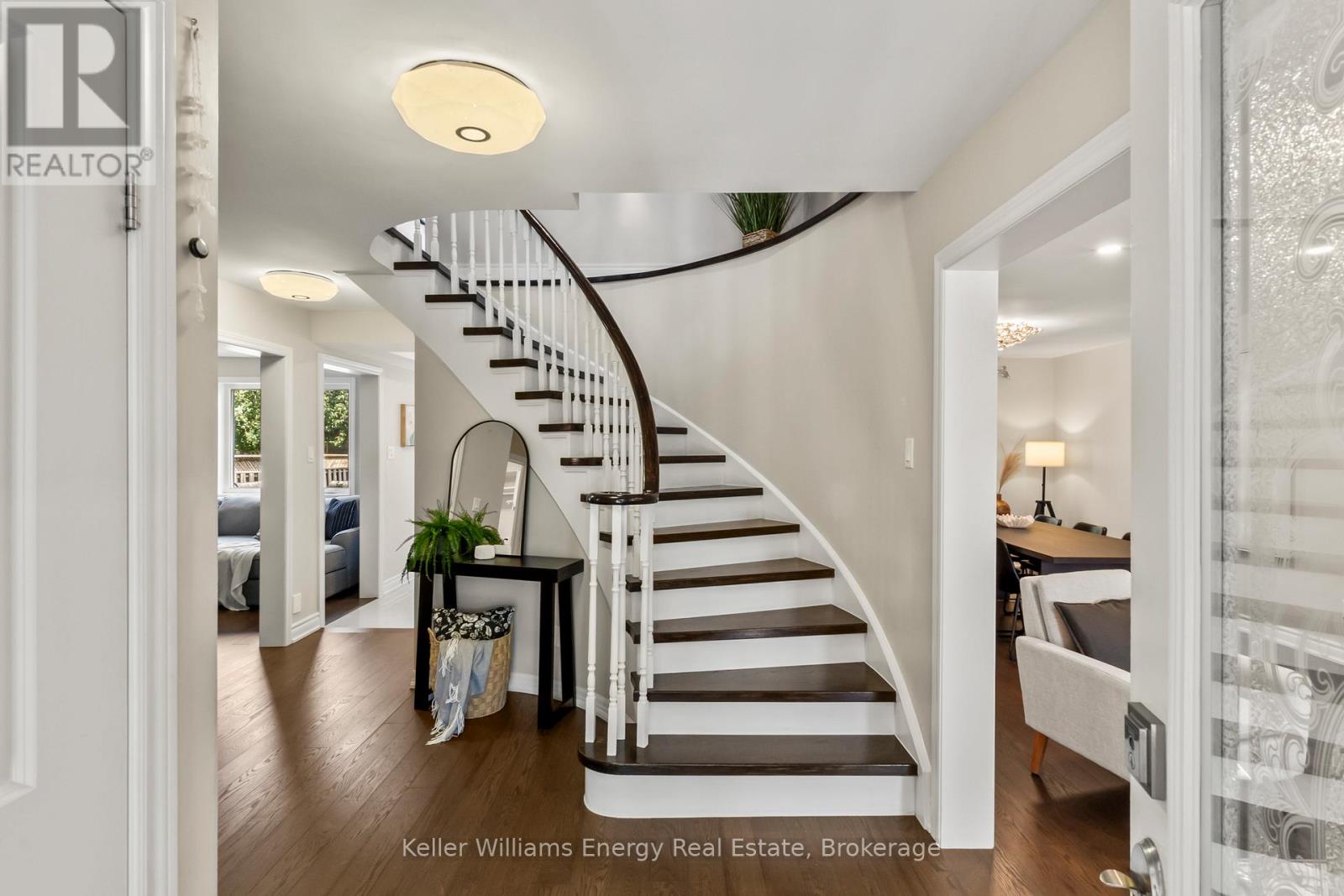 35 WILLIAM STEPHENSON DRIVE - 5