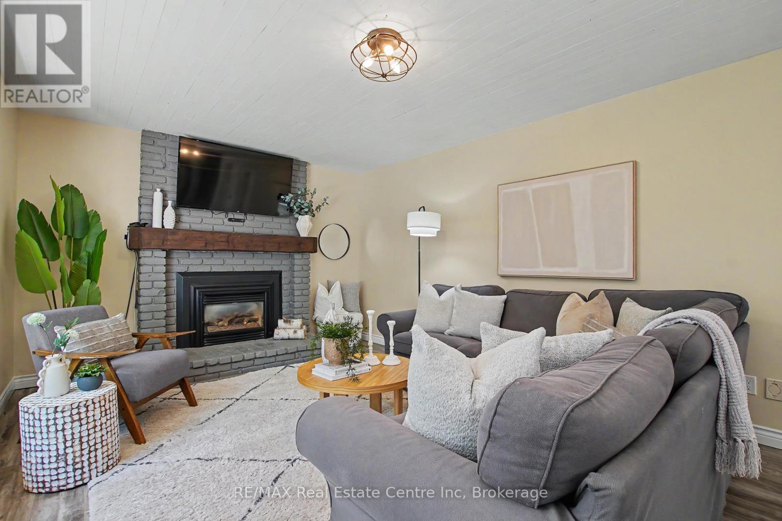 364 KRIBS STREET - 10