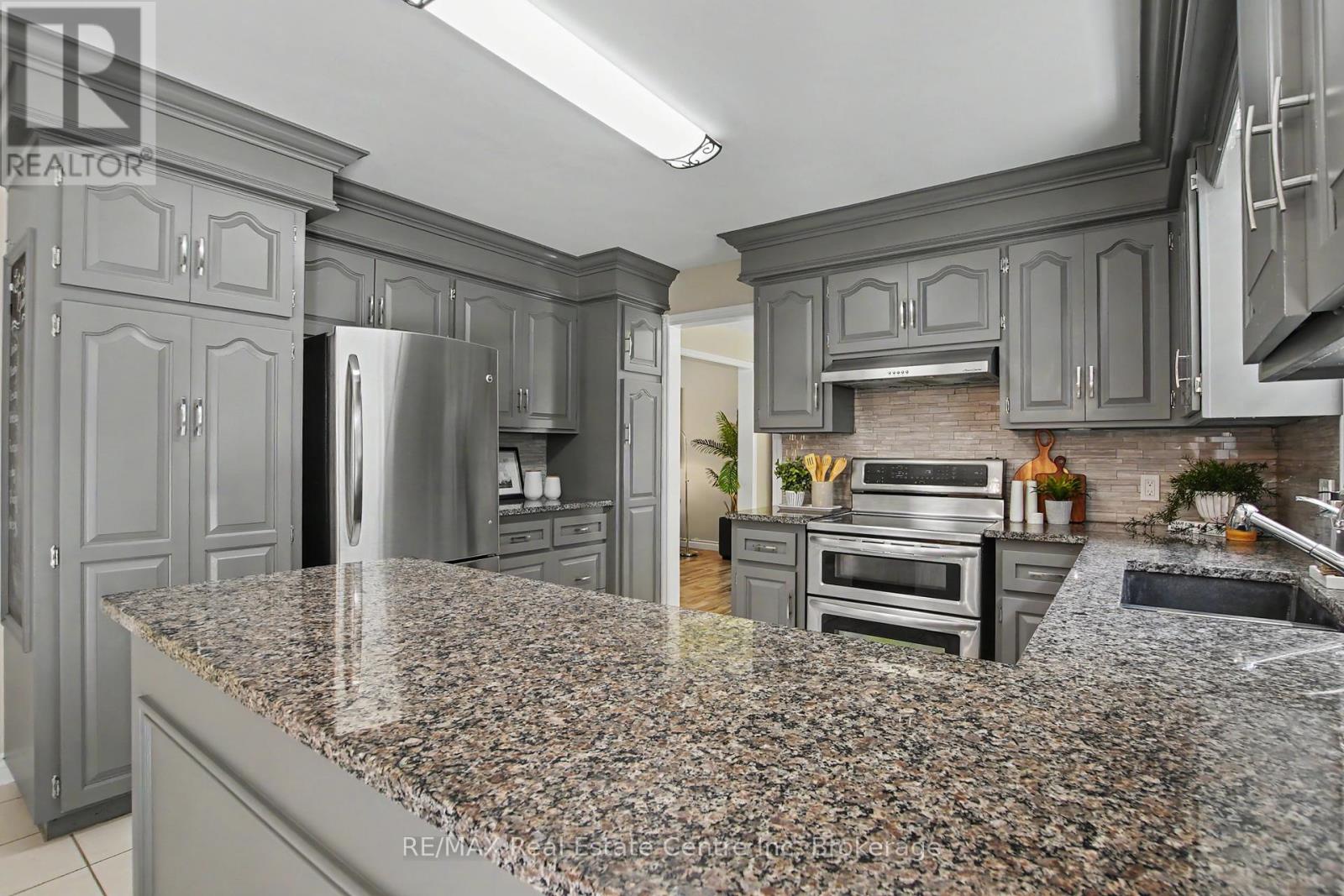 364 KRIBS STREET - 14
