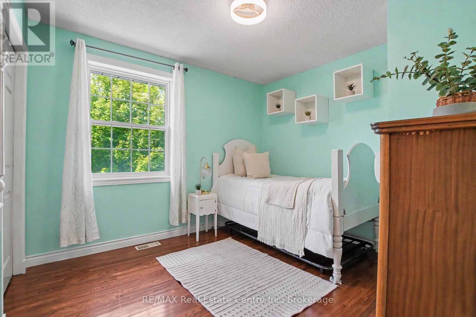 364 KRIBS STREET - 20