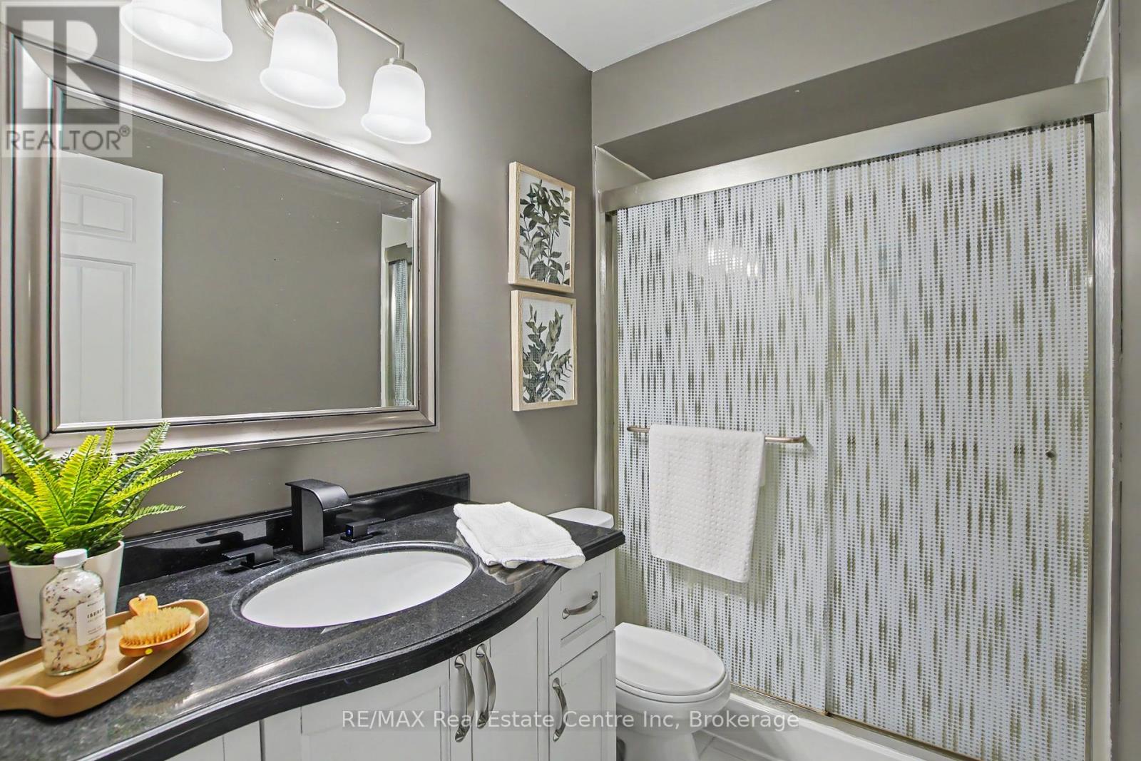 364 KRIBS STREET - 21