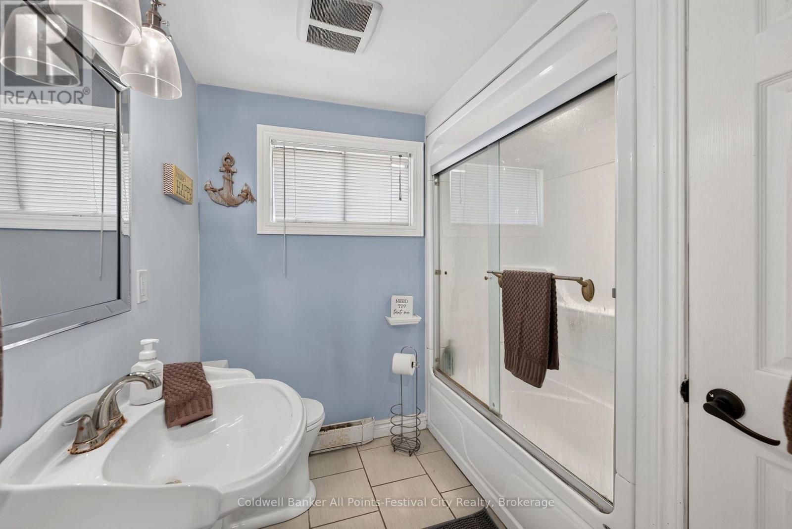 33587 ROWCLIFFE DRIVE - 11