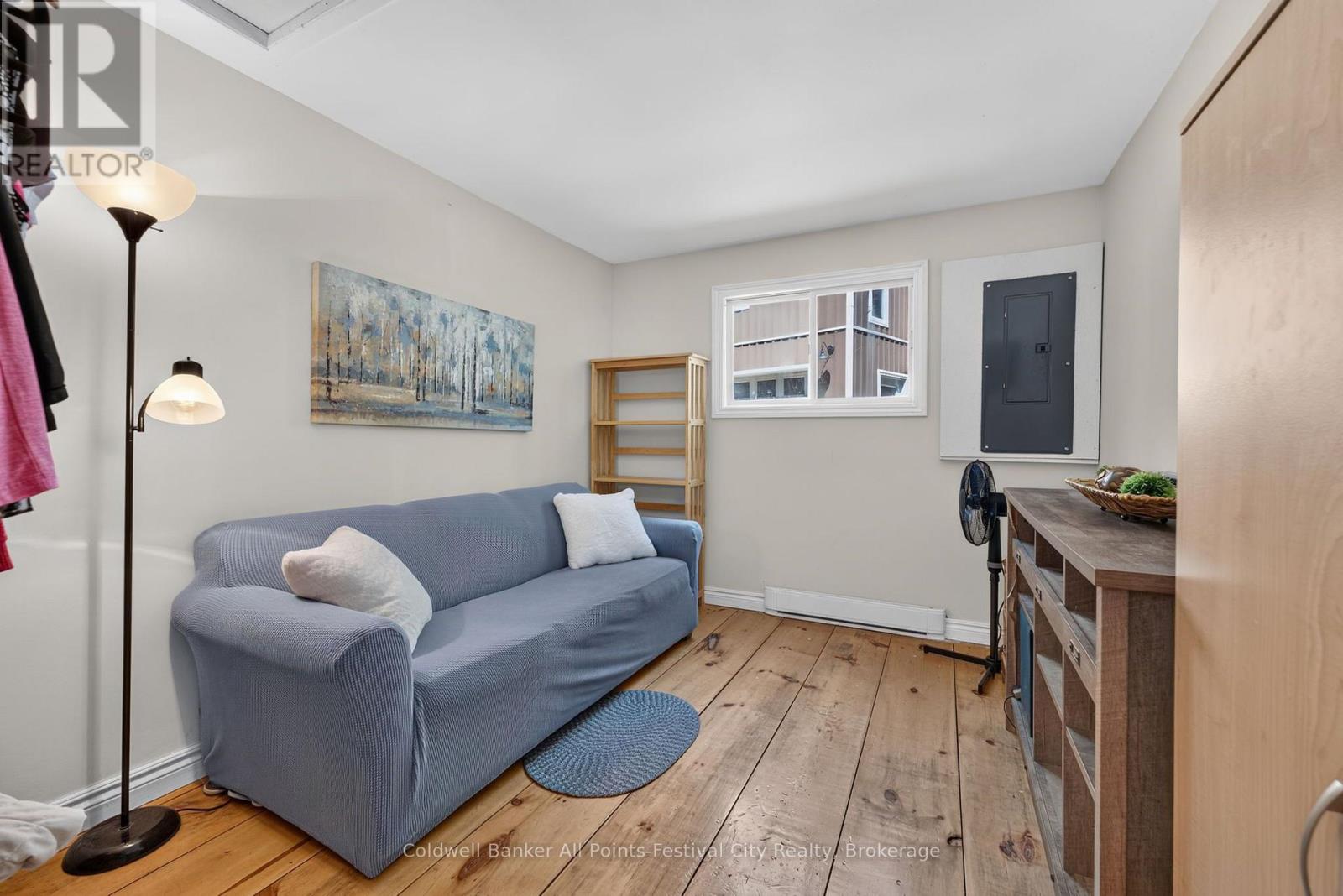33587 ROWCLIFFE DRIVE - 23