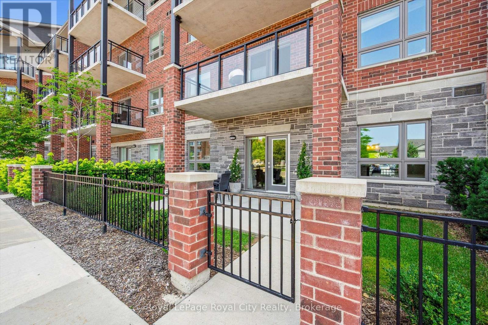 #121 35 KINGSBURY SQUARE - 31