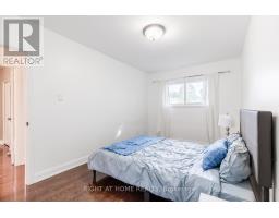 12 Murellen Crescent, Toronto, ON M4A2K5 Photo 16