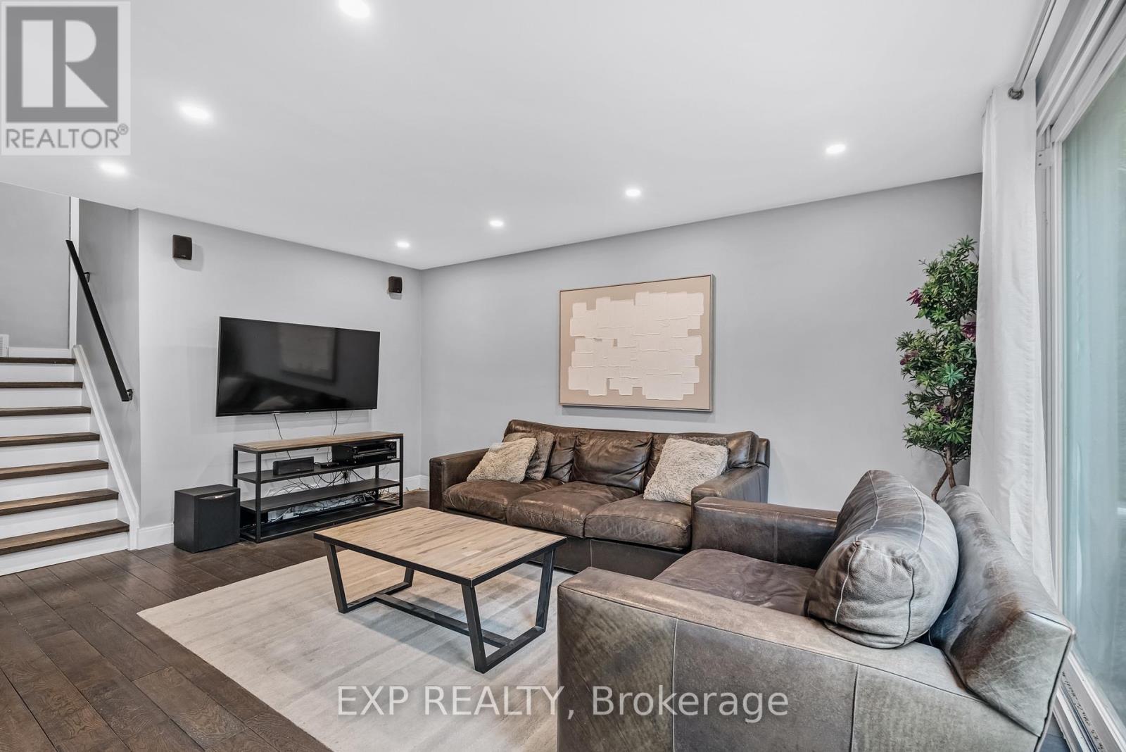 160 COTTONWOOD DRIVE - 13