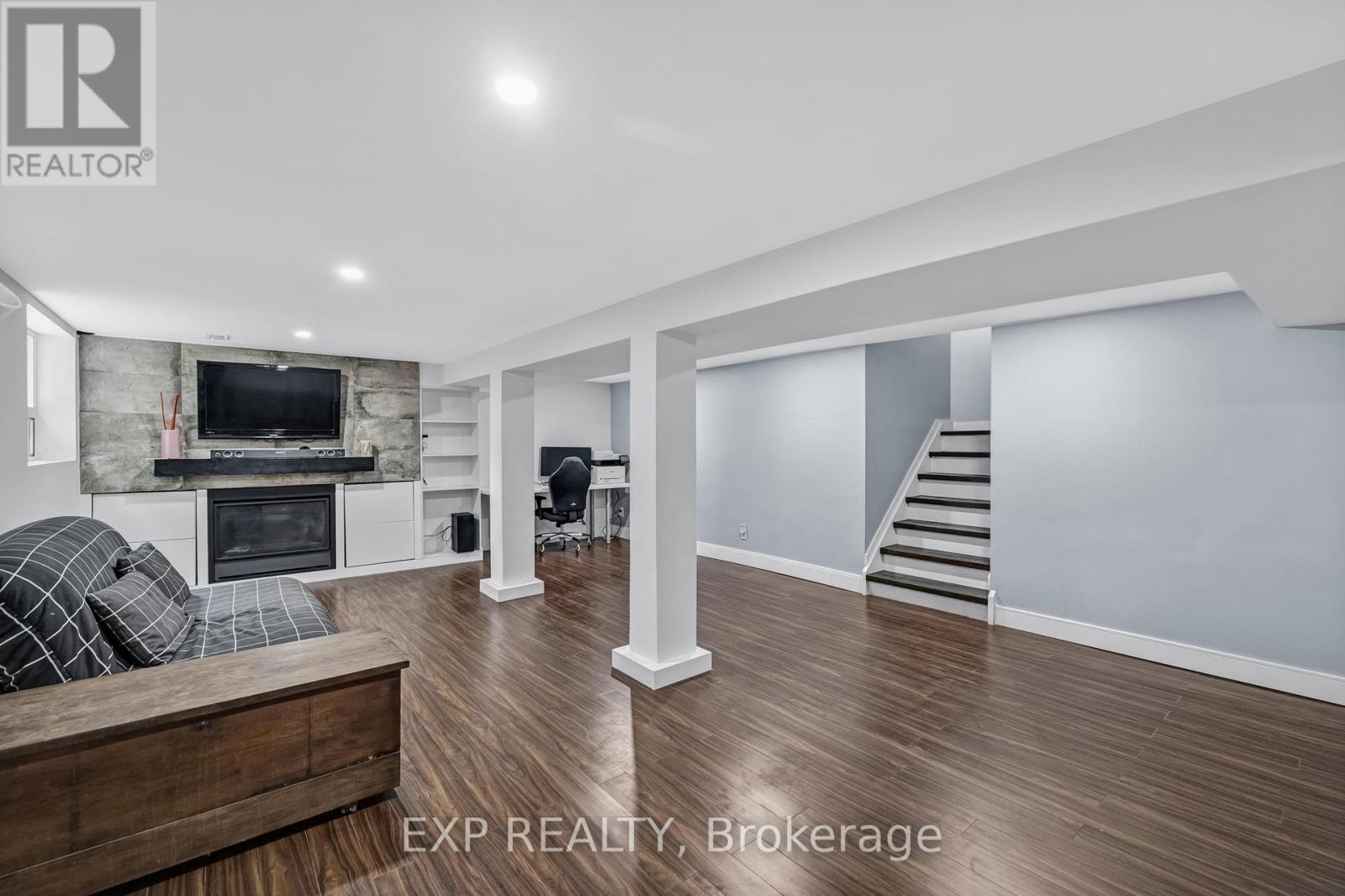 160 COTTONWOOD DRIVE - 31