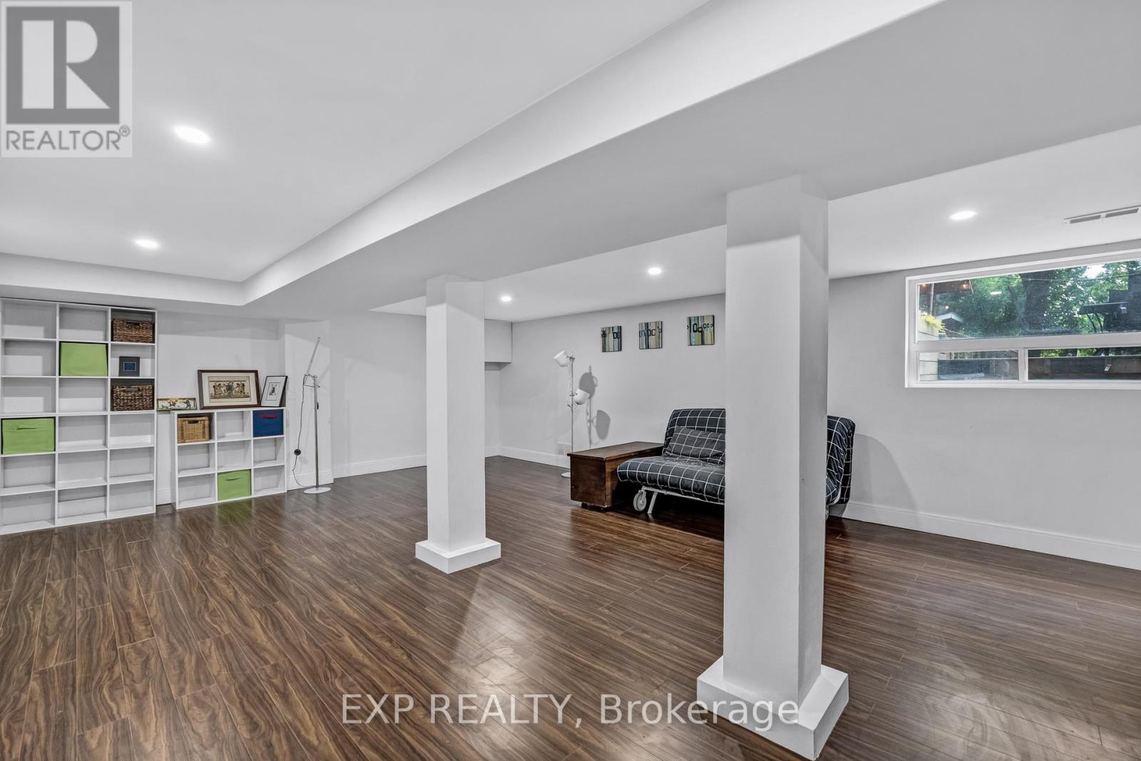 160 COTTONWOOD DRIVE - 33