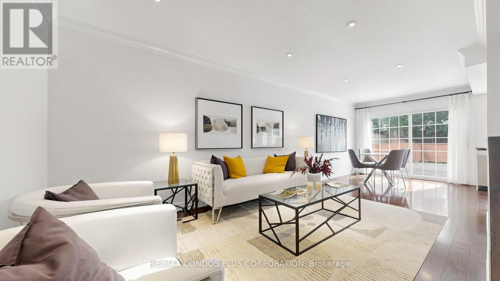 22 DENLOW BOULEVARD - 10