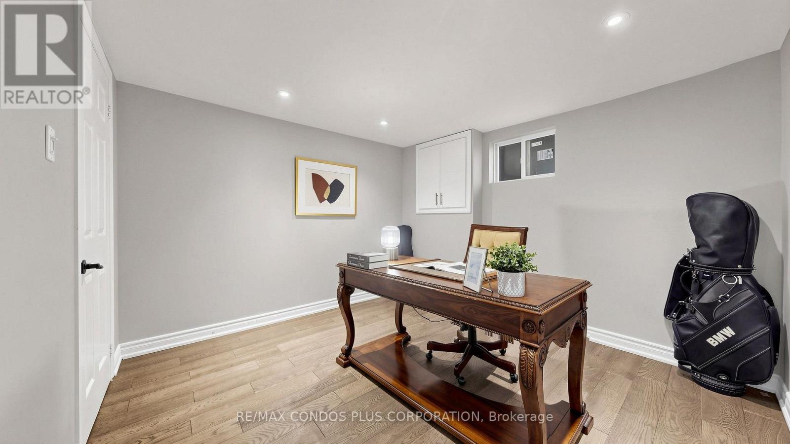 22 DENLOW BOULEVARD - 38
