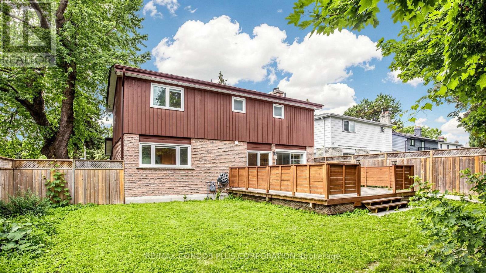 22 DENLOW BOULEVARD - 40