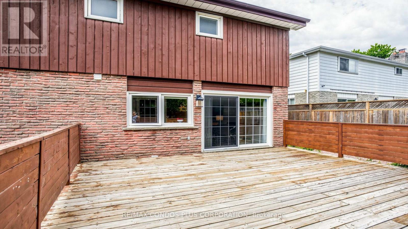22 DENLOW BOULEVARD - 42