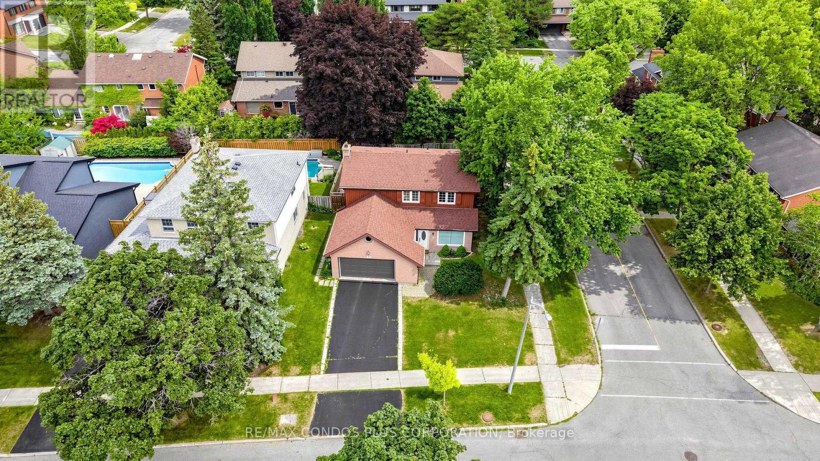22 DENLOW BOULEVARD - 46