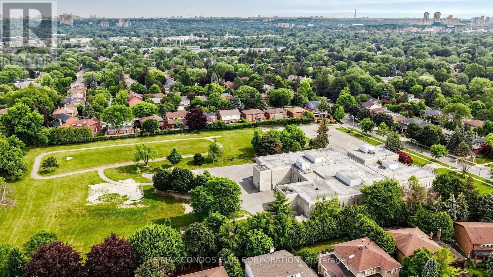 22 DENLOW BOULEVARD - 49