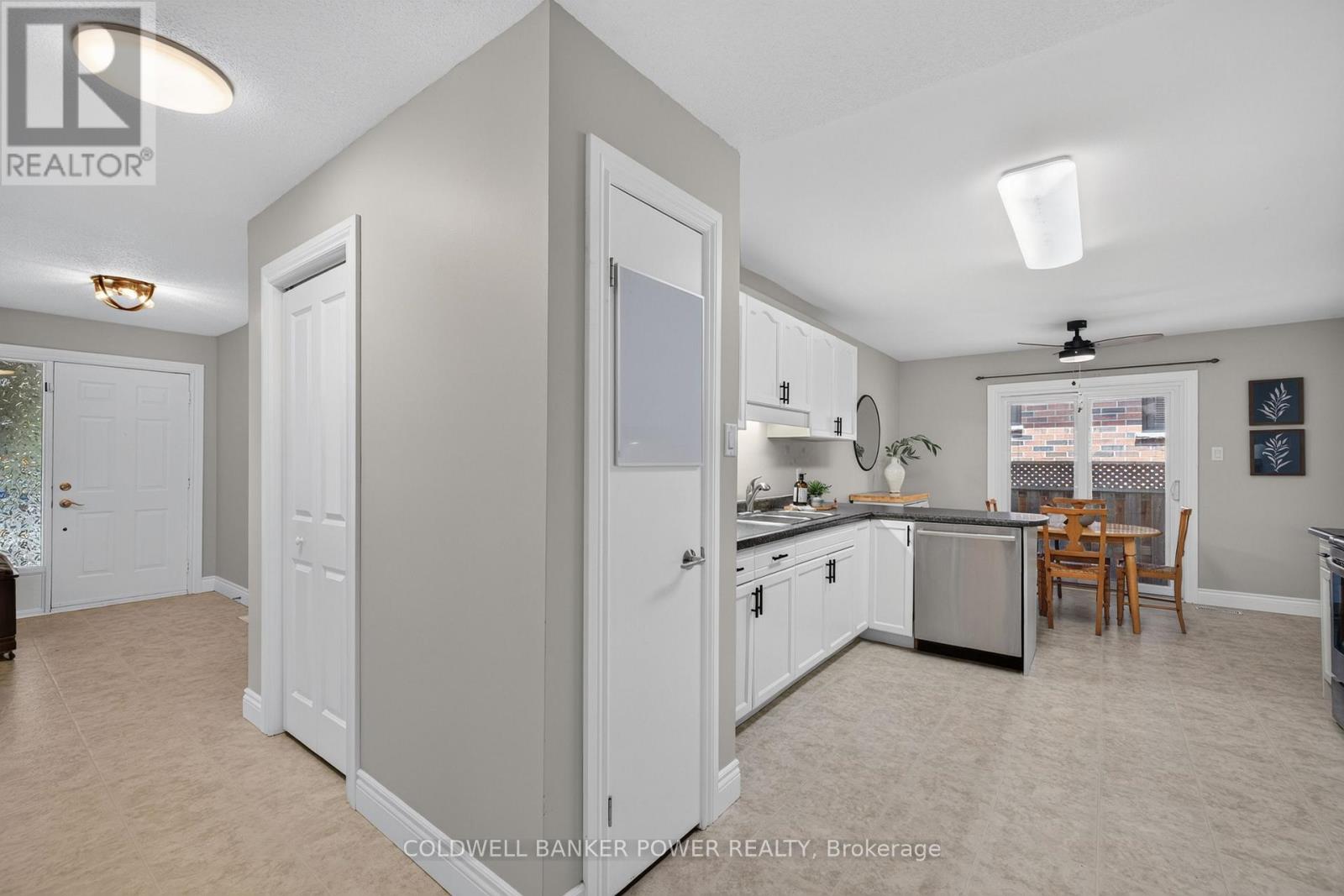 39 SHEPHERD AVENUE - 10
