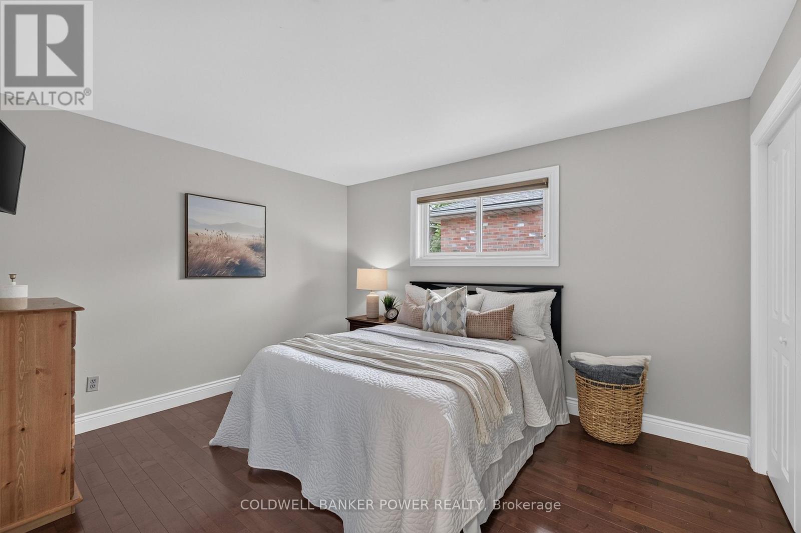 39 SHEPHERD AVENUE - 18