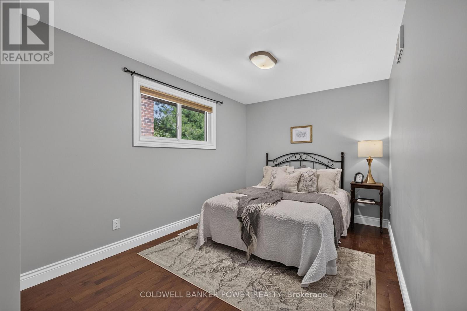 39 SHEPHERD AVENUE - 23