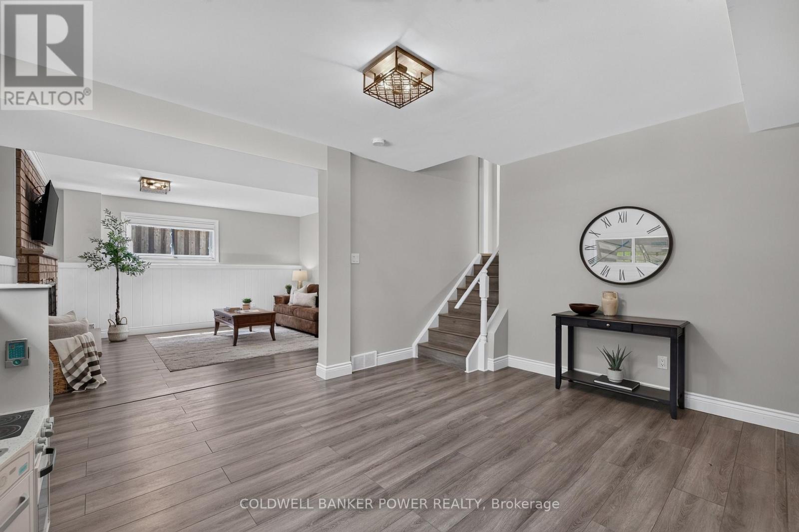 39 SHEPHERD AVENUE - 28