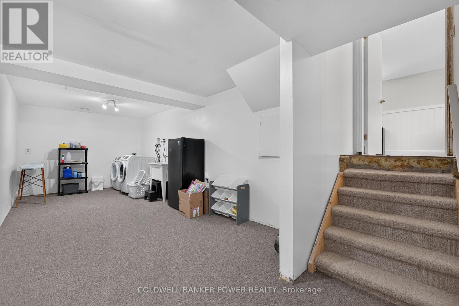39 SHEPHERD AVENUE - 37
